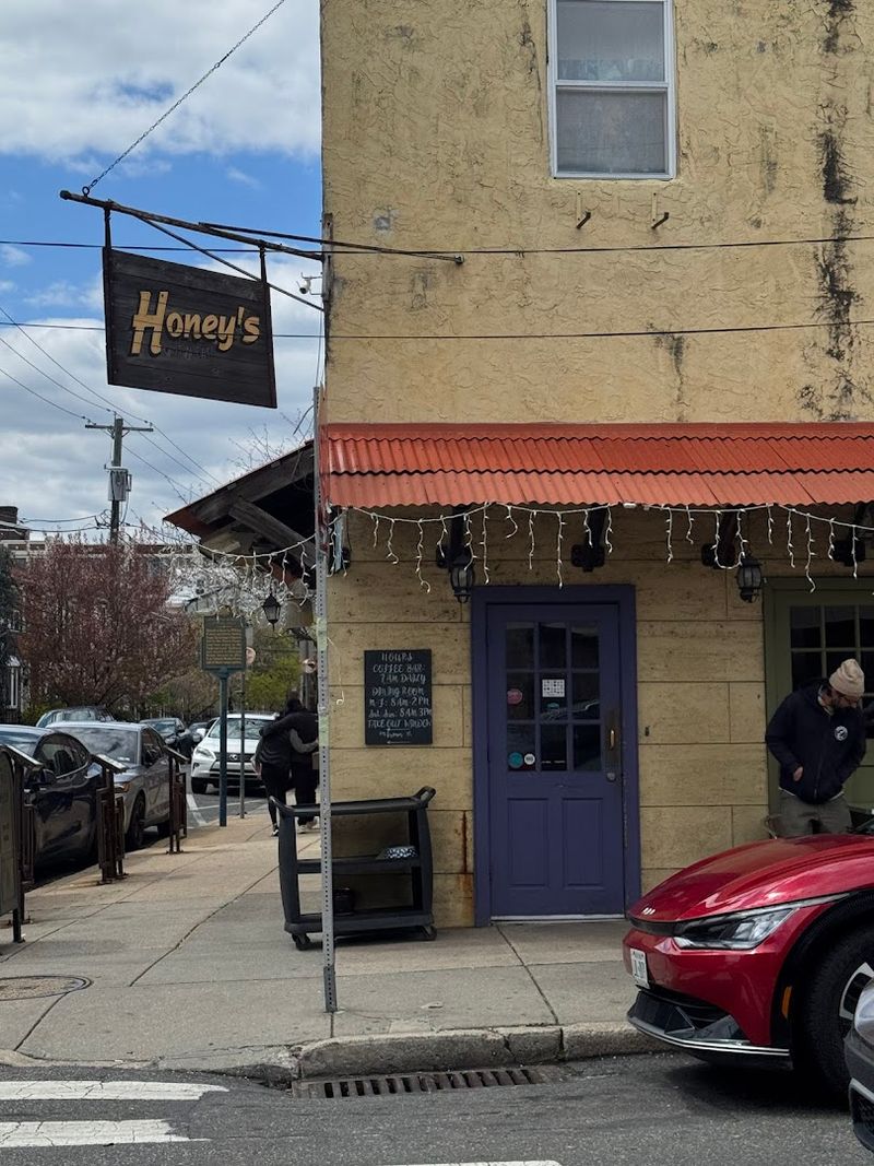 Honey's Sit 'n Eat - Philadelphia, Pennsylvania
