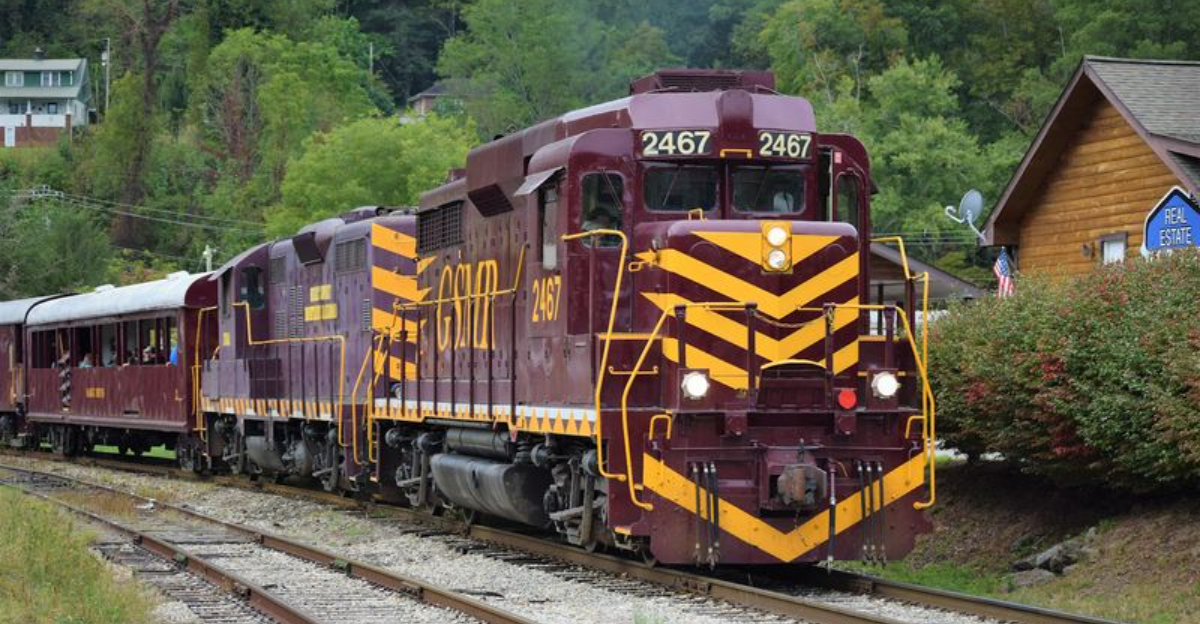 Hop aboard these 15 North Carolina trains for unforgettable scenic day trips