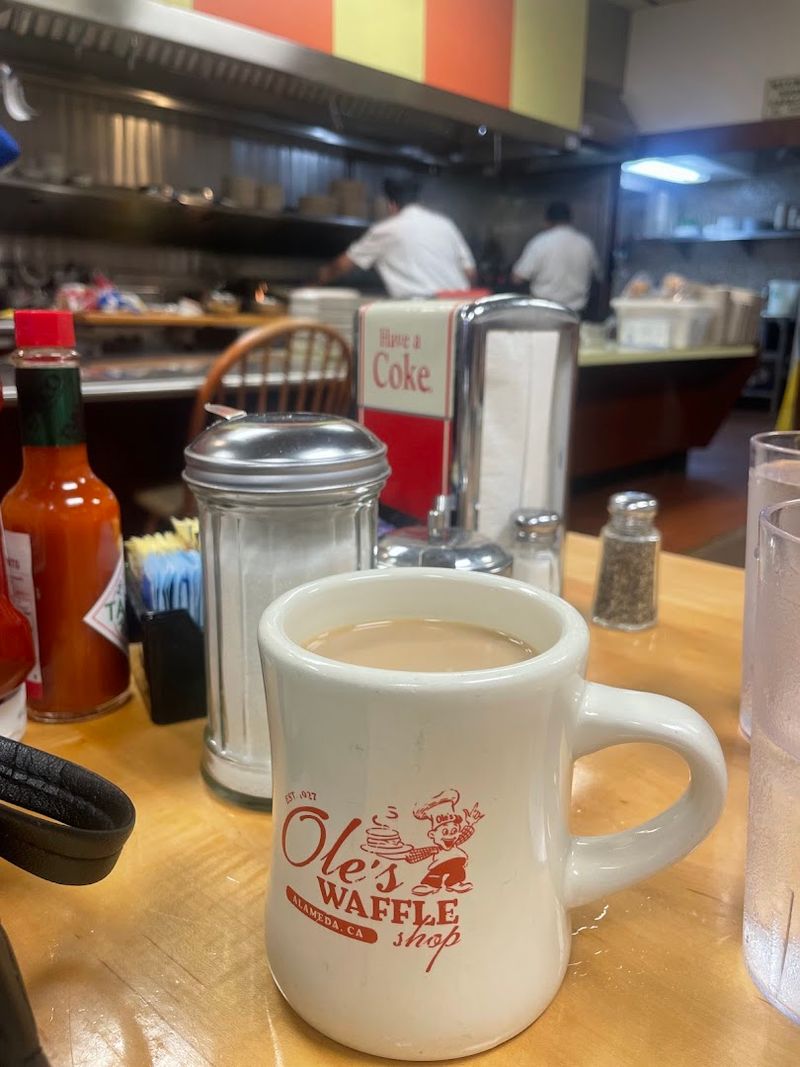Hot, Strong Coffee Served the Moment You Sit Down