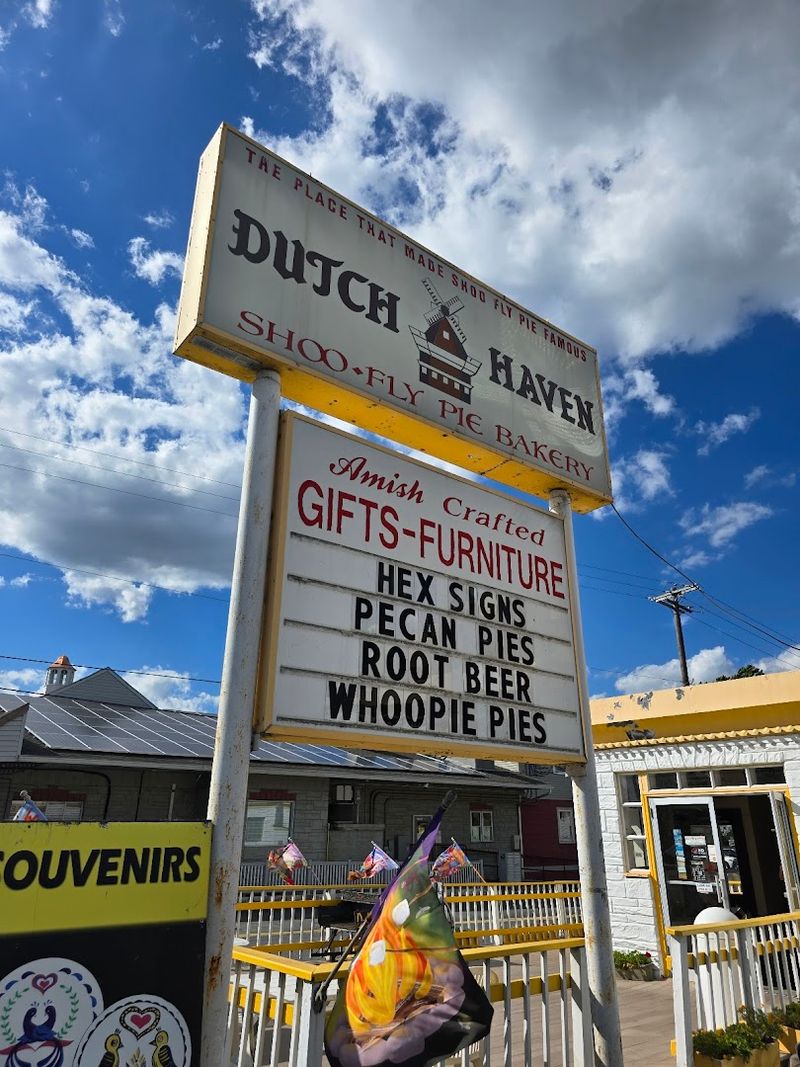Hours and Location That Work for Weekend Road Trips