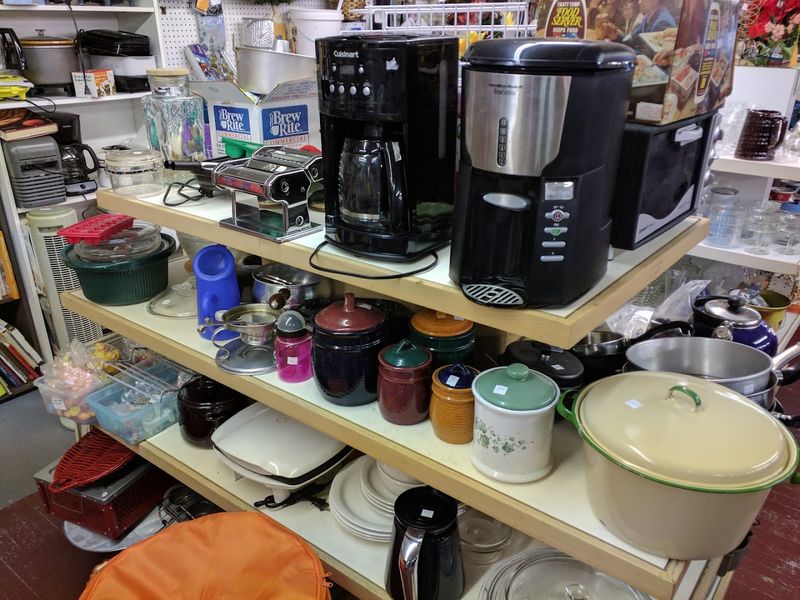 Household Goods and Kitchen Finds Worth Digging For
