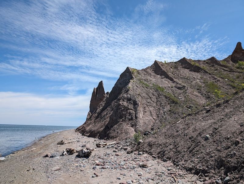 How Chimney Bluffs Compares to Other New York State Parks