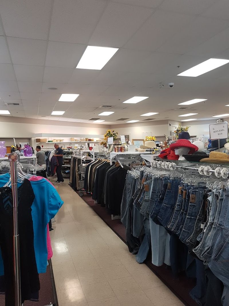 How Volunteering Here Creates a Ripple Effect in Las Vegas
