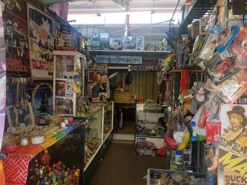 Hundreds of Vendors Selling Everything Imaginable