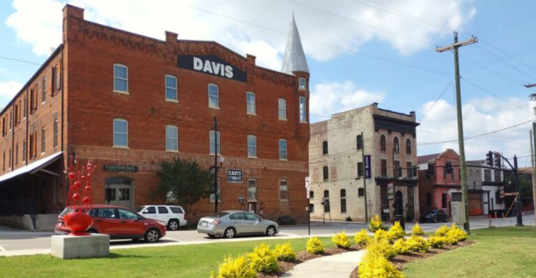 If you’re tired of overpaying for rent, this quiet Virginia town averages just $657 a month