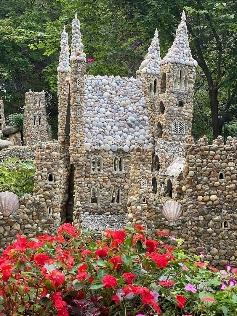 Incredibly Well-Maintained for a Completely Volunteer-Run Attraction
