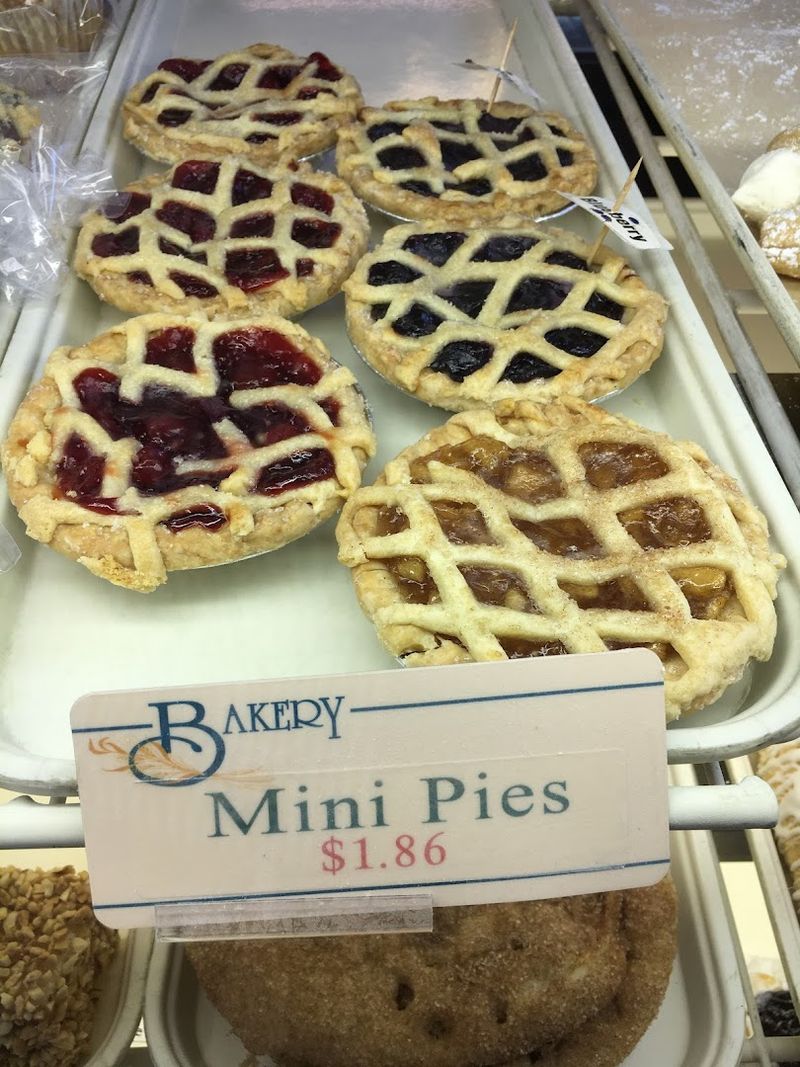 Individual Pies That Stole the Show at a Wedding