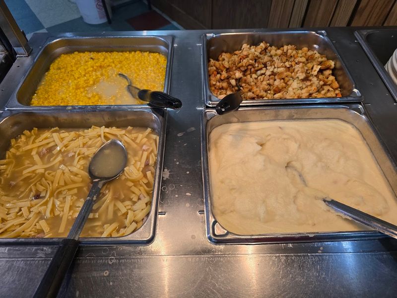 Inn Maid Noodles: The Dish You Cannot Find Just Anywhere