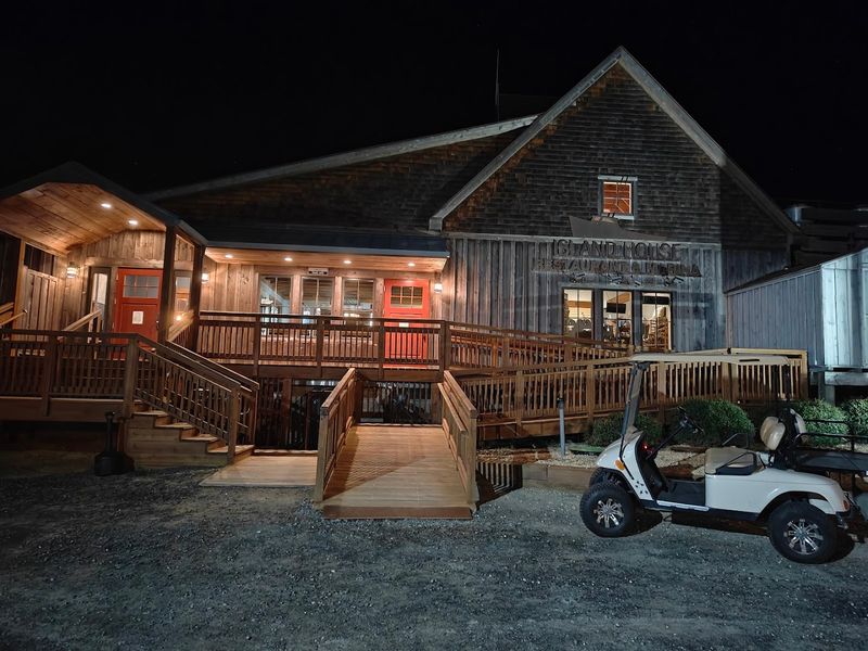 Island House Restaurant & Marina - Wachapreague, Virginia Island House Restaurant & Marina - Wachapreague, Virginia