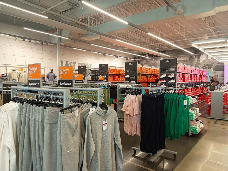 Jaw-Dropping Deals on Top Brands You Actually Know Jaw-Dropping Deals on Top Brands You Actually Know