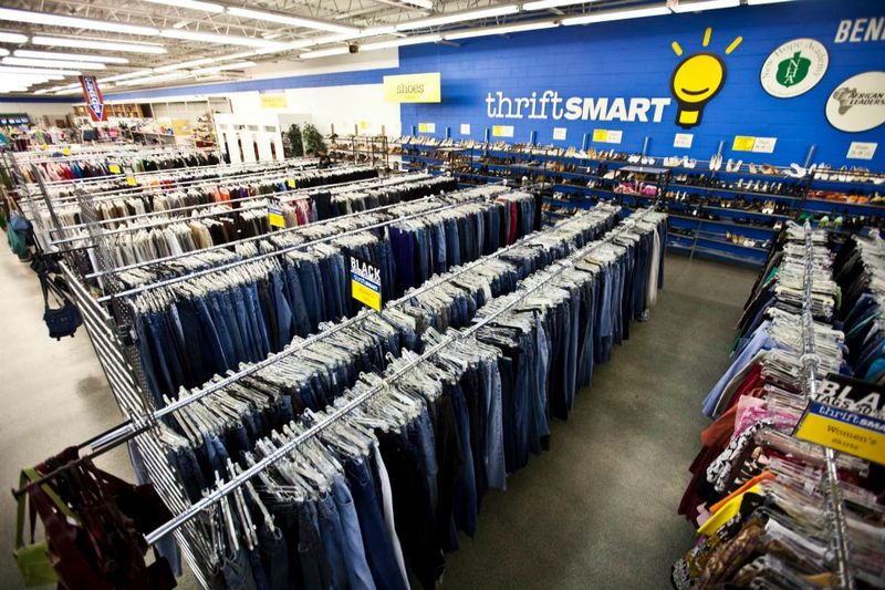 Jaw-Dropping Discount Days That Shoppers Swear By