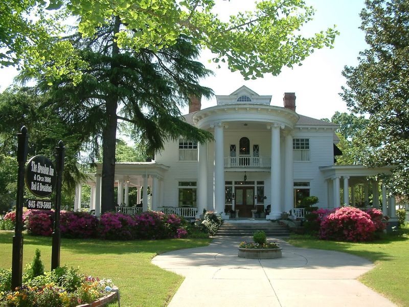 Jennings-Brown House: Where History Lives and Breathes
