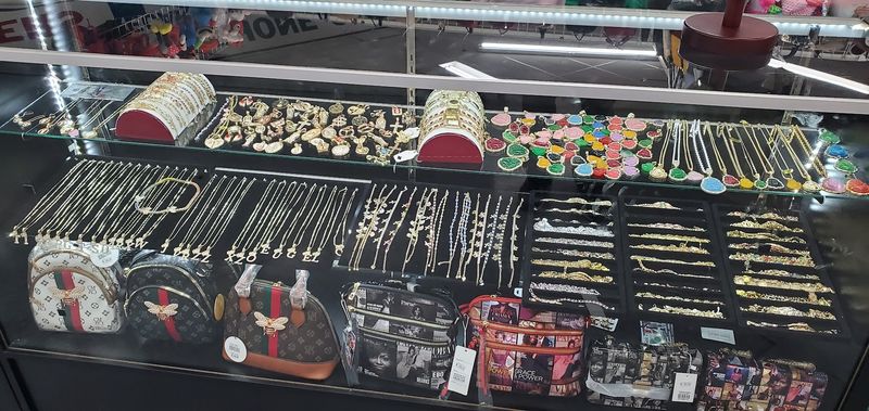 Jewelry and Body Piercing Supplies in One Spot