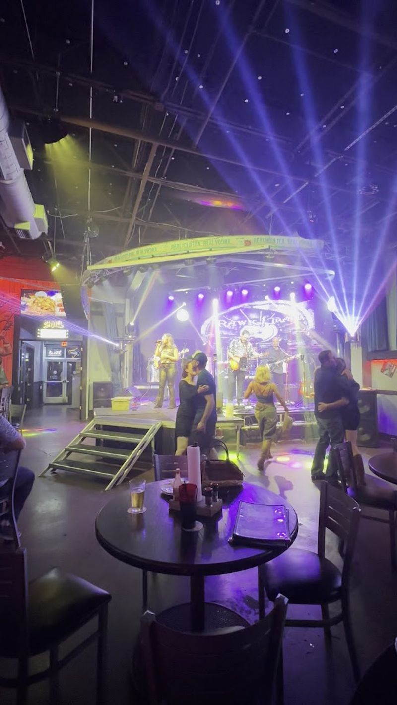 Karaoke Nights That Turn Ordinary Evenings Into Unforgettable Ones