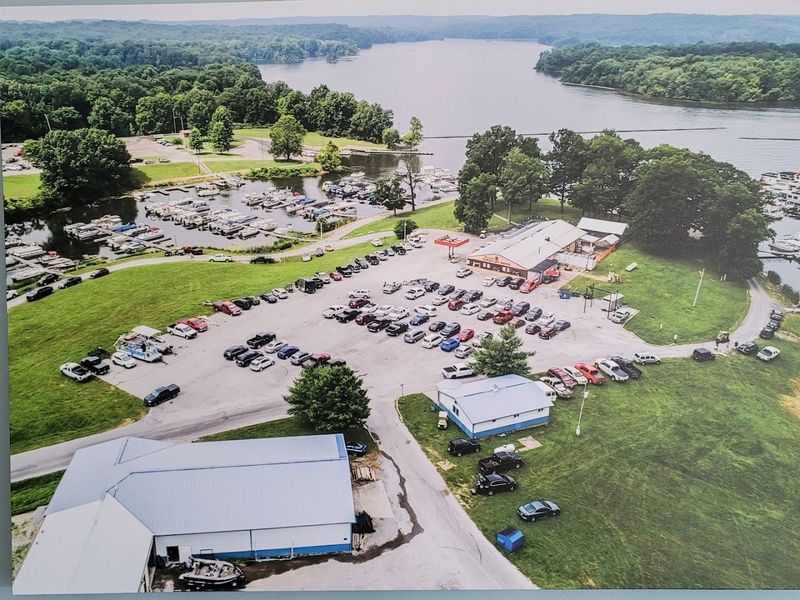Kinkaid Lake Marina - Murphysboro, Illinois Kinkaid Lake Marina - Murphysboro, Illinois