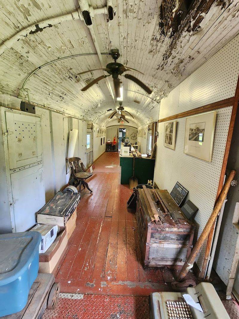 Knowledgeable Tour Guides Who Make History Come Alive