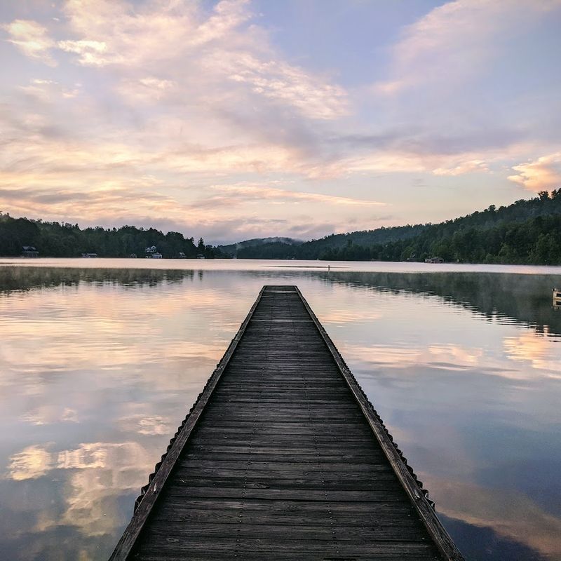 Lakeside Serenity on Lake Burton