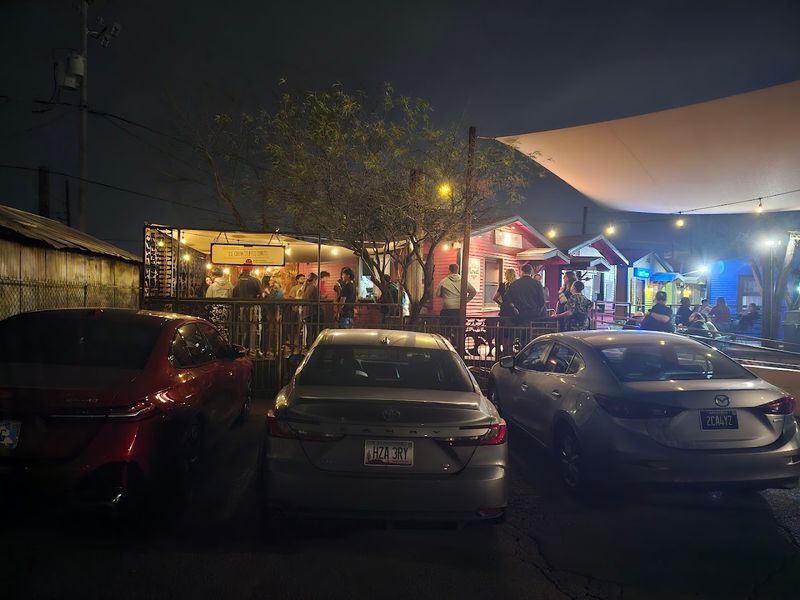 Late-Night Hours That Make It a Perfect After-Dark Destination