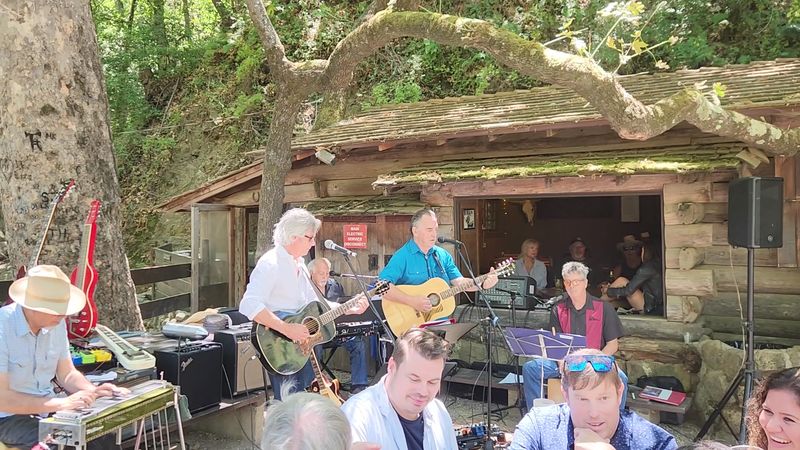 Live Music Under the Trees on Weekends