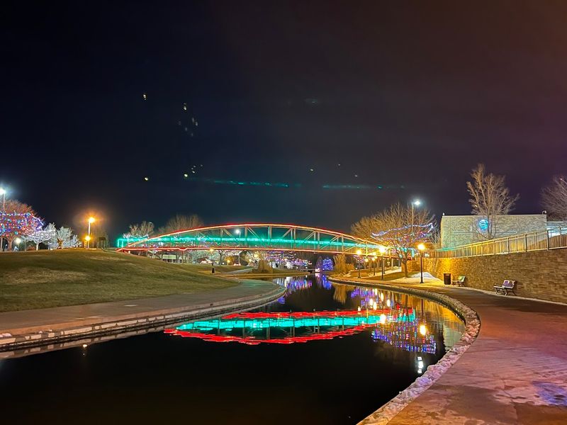 Live Music and Weekend Nightlife