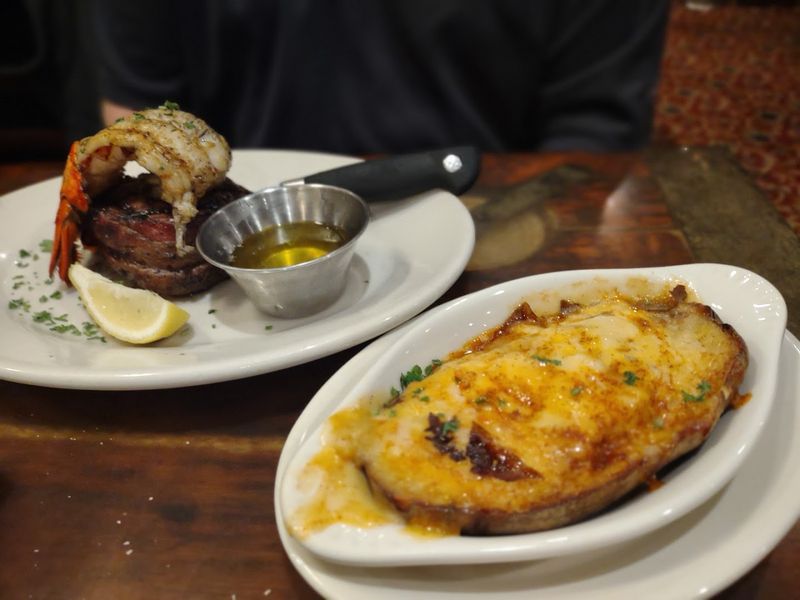 Lobster Mac and Cheese Worth the Splurge