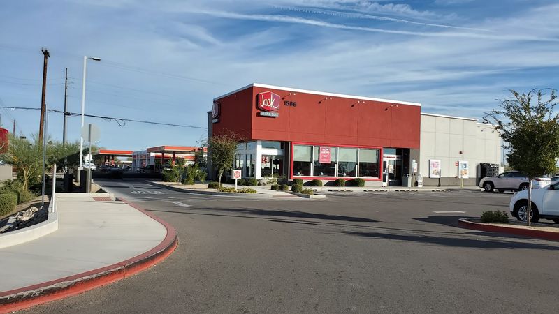 Local Dining Options That Are Easy on the Wallet