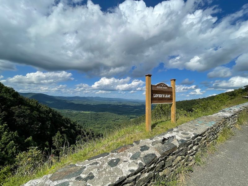 Lovers Leap Scenic Overlook - Fancy Gap, Virginia