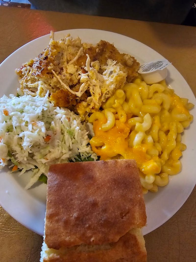 Mac and Cheese as a Side Dish Done Right