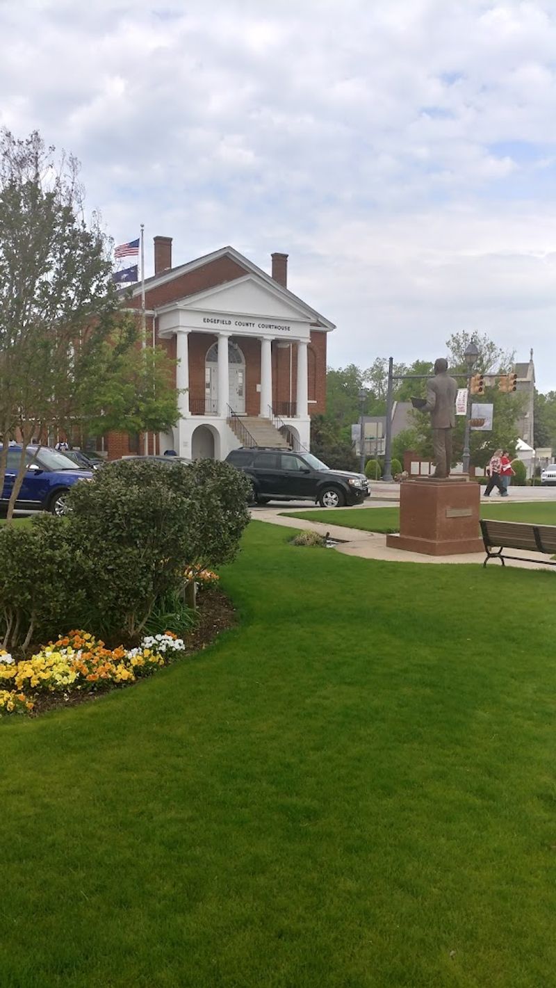 Magnolia Dale and Historic Homes Tour