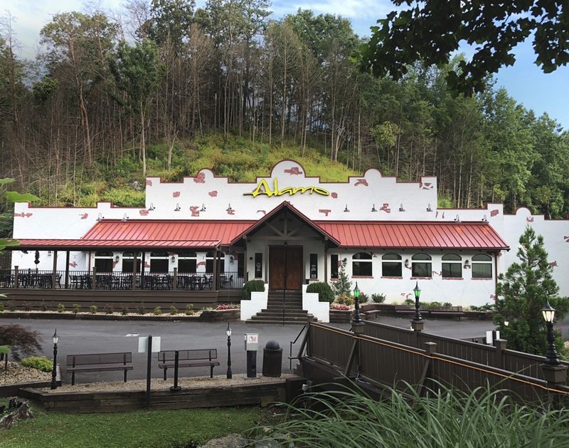 Making Reservations and Arriving Early: Tips From Regular Guests
