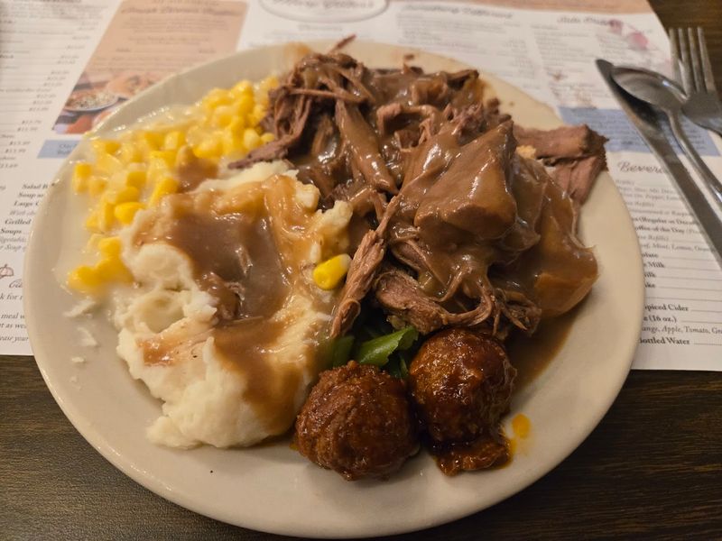 Mashed Potatoes and Gravy Worth the Drive Mashed Potatoes and Gravy Worth the Drive