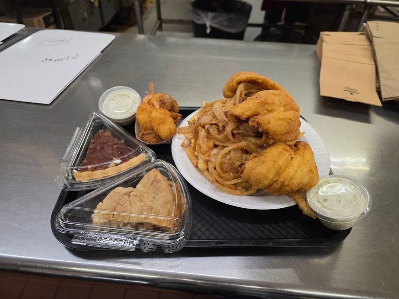 Massive Portions That Shock First-Time Visitors Massive Portions That Shock First-Time Visitors