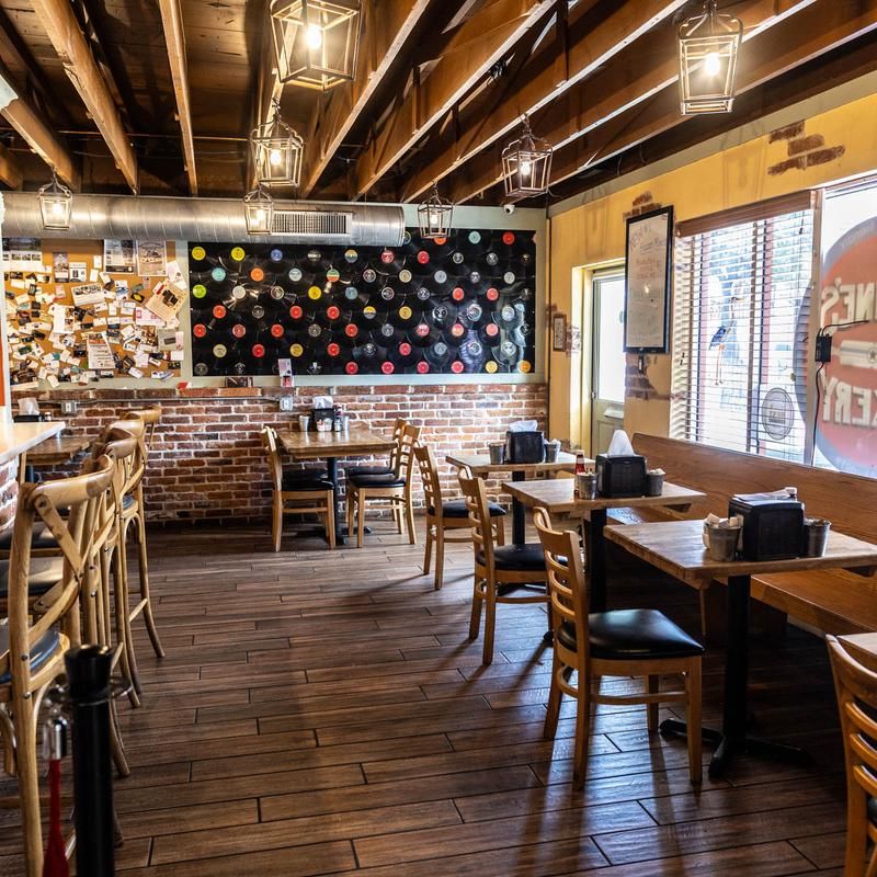Maxine's Cafe & Bakery - Bastrop, Texas
