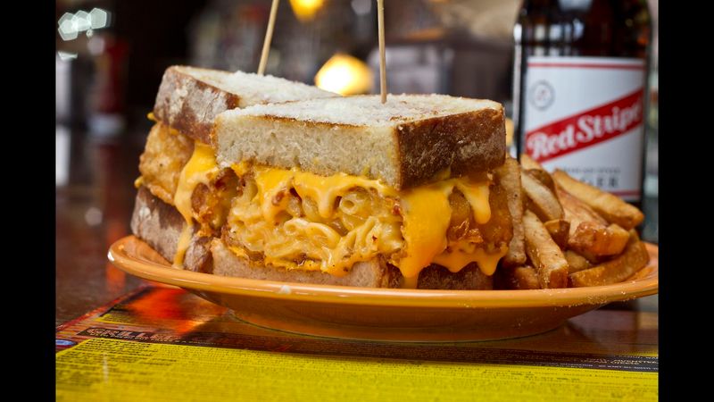 Melt Bar and Grilled - Lakewood, Ohio