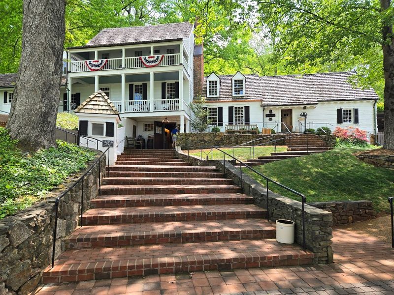 Michie Tavern - Charlottesville, Virginia Michie Tavern - Charlottesville, Virginia