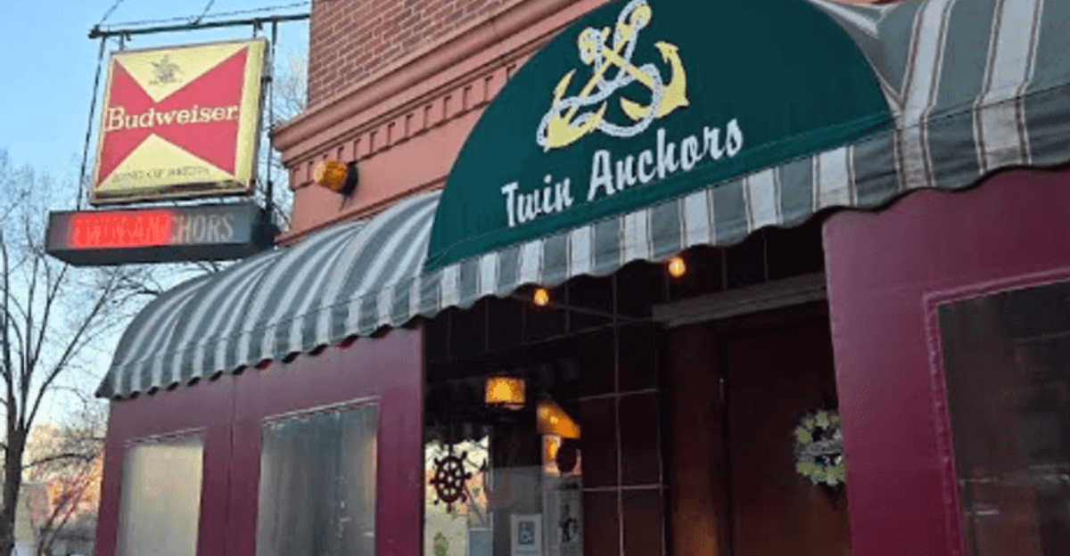 Most people have no idea Frank Sinatras favorite barbecue joint is located in Illinois