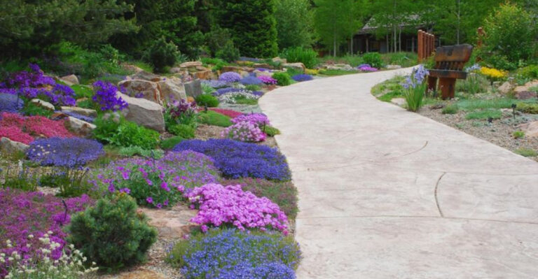 Most people have no idea this breathtaking botanical garden is hidden in Colorado