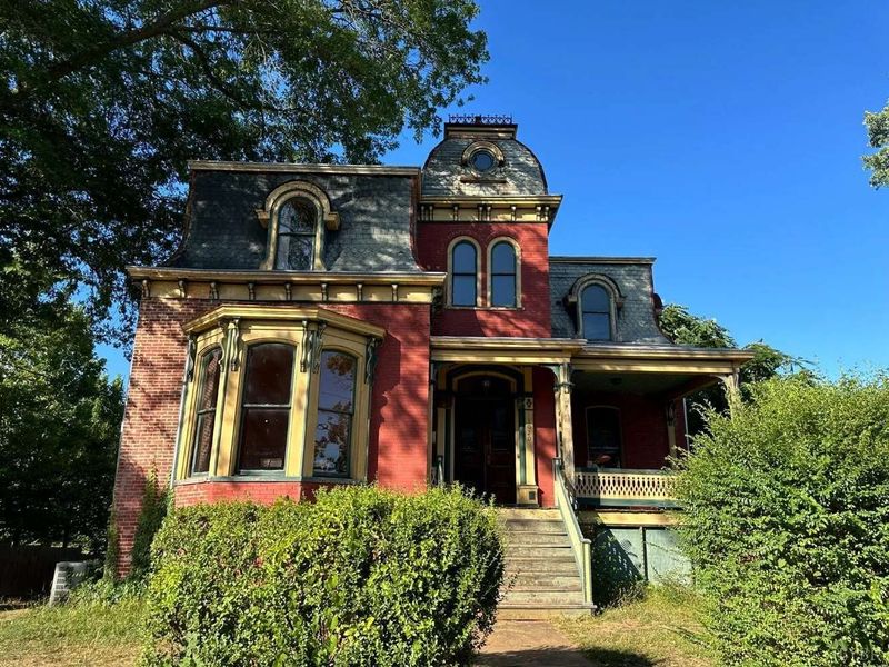 Mount Carroll's Victorian-Era Architecture