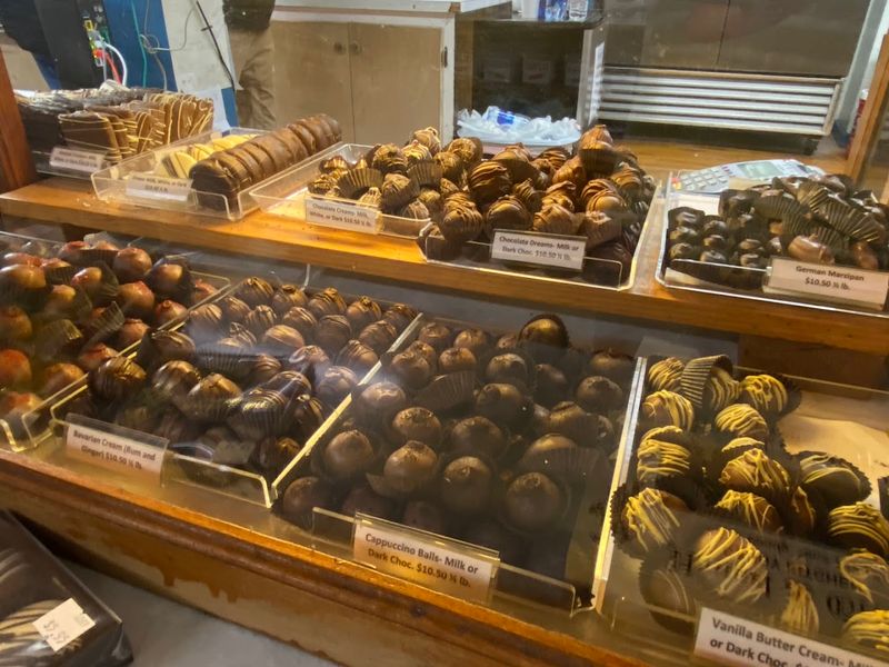 Mouthwatering Truffles in Dozens of Flavors