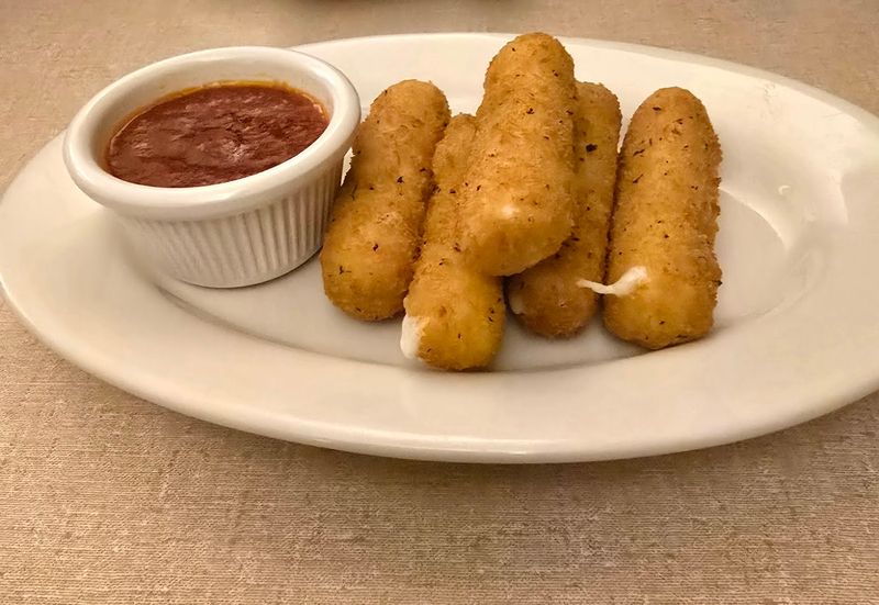 Mozzarella Sticks and Antipasto That Set the Tone