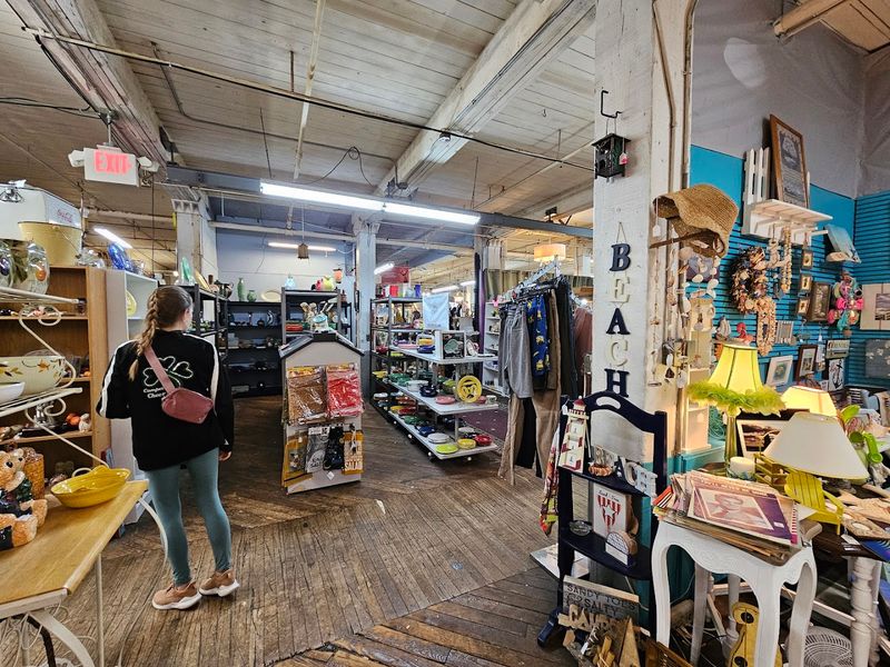 Multiple Vendor Booths With a Wide Range of Prices and Styles