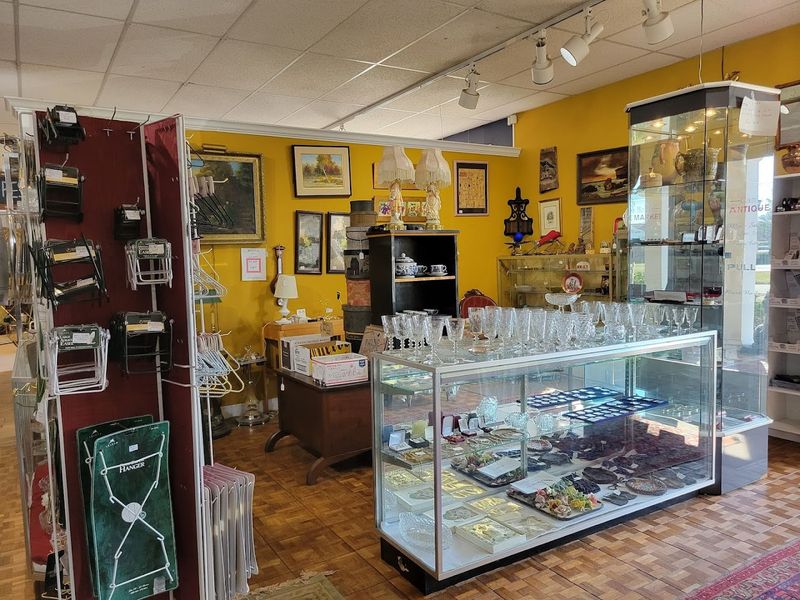 Murano Glassware and Decorative Glass Treasures Murano Glassware and Decorative Glass Treasures