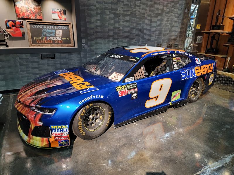 NASCAR Racing Simulators for Hands-On Fun