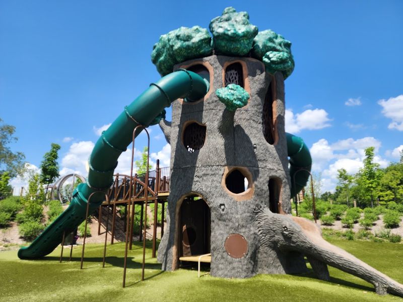 Nature-Themed Wooden Structures That Blend Right Into the Environment Nature-Themed Wooden Structures That Blend Right Into the Environment