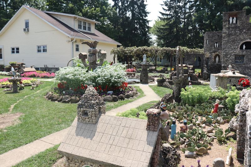Nestled in a Neighborhood: The Surprise of Its Location Nestled in a Neighborhood: The Surprise of Its Location