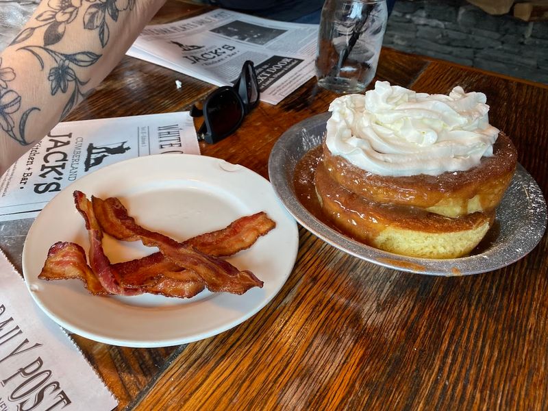 Newspaper-Style Menus That Are Actually Fun