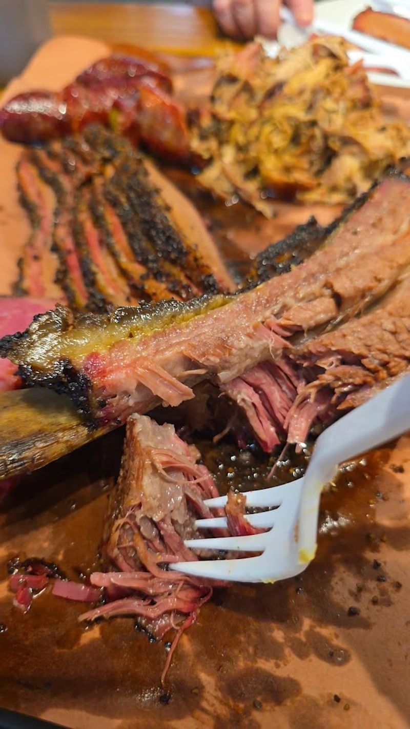 No Bitchin' Ribs With a Serious Spicy Kick