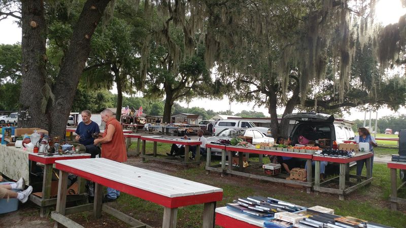 North Lake Flea Market - Fruitland Park, Florida
