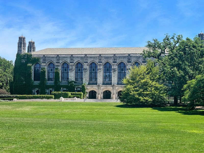 Northwestern University Campus: Ivy League Vibes on the Lake