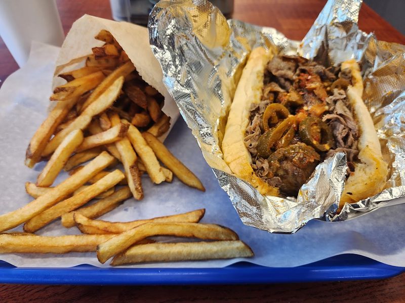 Novi's Beef - Berwyn, Illinois
